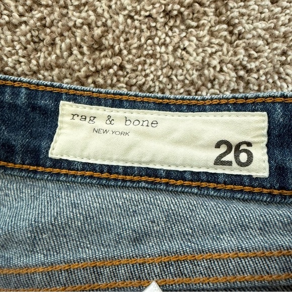 Rag & Bone Dre Low-Rise Boyfriend Jean Bellview
Slim Fit Indigo Denim Women’s 26 - Picture 10 of 11
